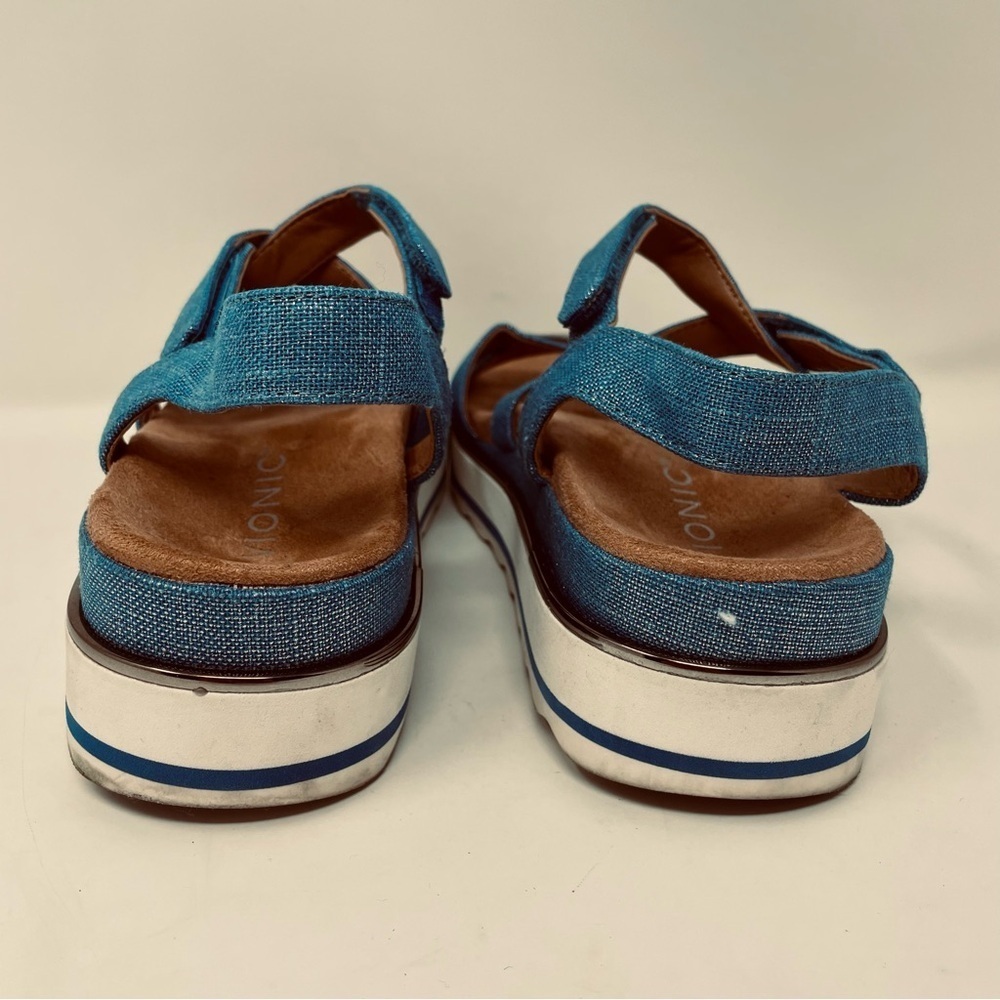 Beautiful barely worn Vionic denim sandals size 6 - Picture 5 of 8